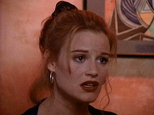 Still of Laura Leighton in Melrouzas (1992)