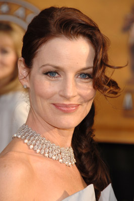 Laura Leighton at event of 12th Annual Screen Actors Guild Awards (2006)