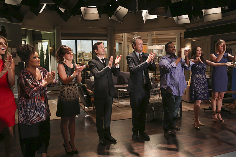 Still of Matthew Perry, Thomas Lennon, Wendell Pierce and Yvette Nicole Brown in The Odd Couple (2015)