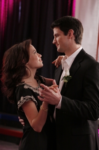 Still of James Lafferty and Bethany Joy Lenz in One Tree Hill (2003)