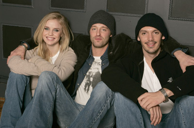 Lukas Haas, Kelli Garner and Joshua Leonard at event of The Youth in Us (2005)