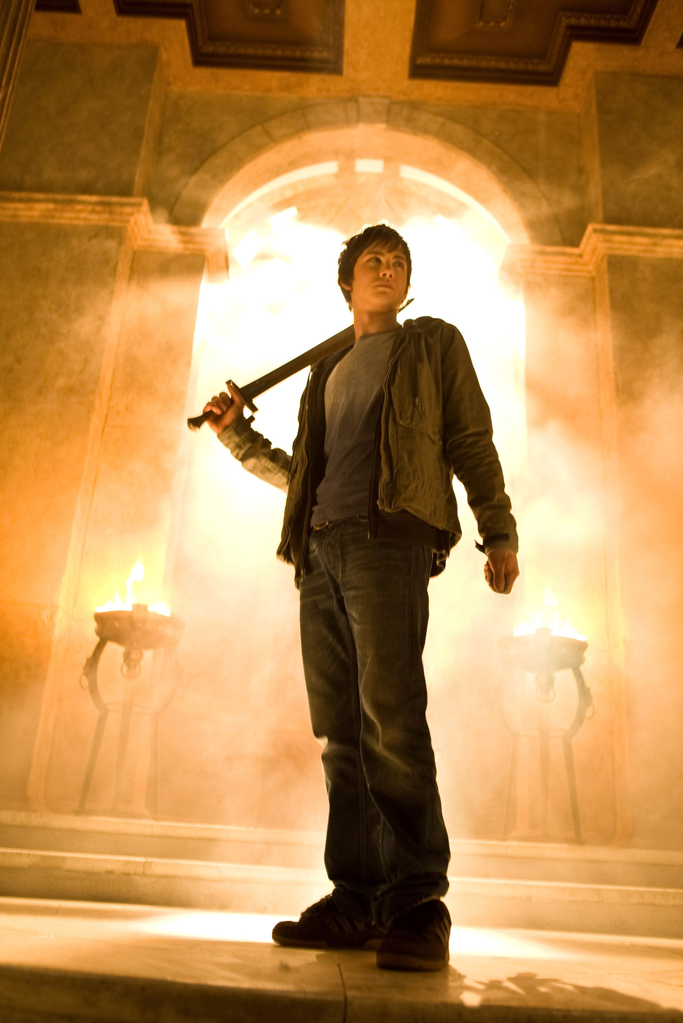 Still of Logan Lerman in Persis Dzeksonas ir Olimpo dievai: zaibo vagis (2010)