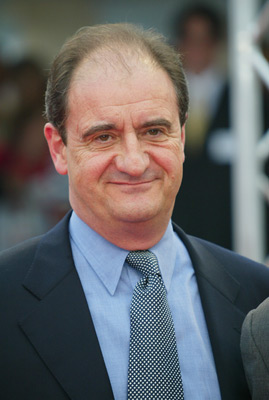Pierre Lescure at event of The Kid Stays in the Picture (2002)