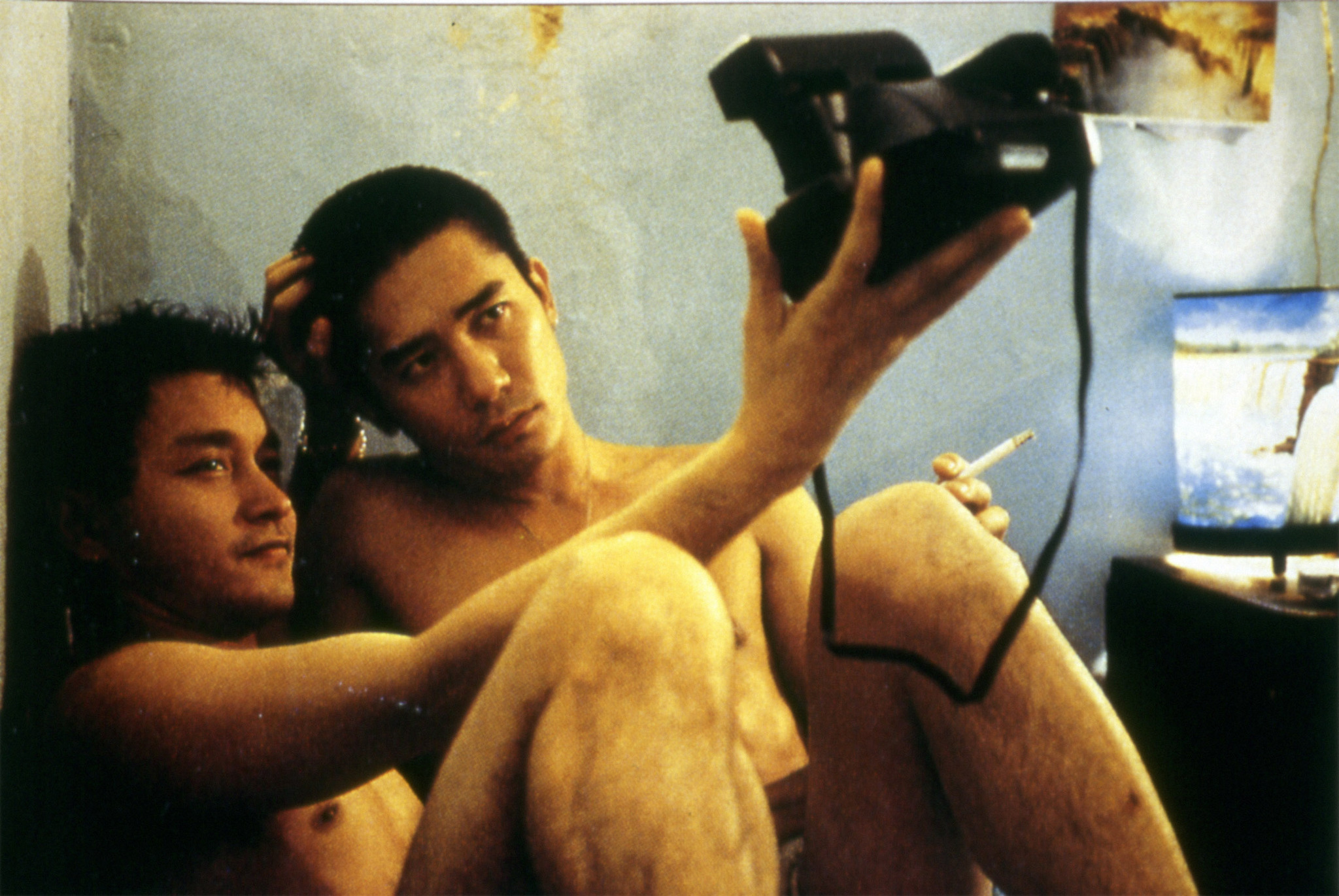 Still of Leslie Cheung and Tony Chiu Wai Leung in Chun gwong cha sit (1997)