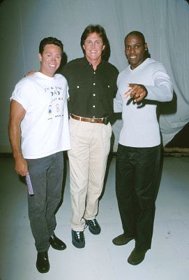 Mitchell Gaylord, Caitlyn Jenner and Carl Lewis at event of Hollywood Squares (1998)