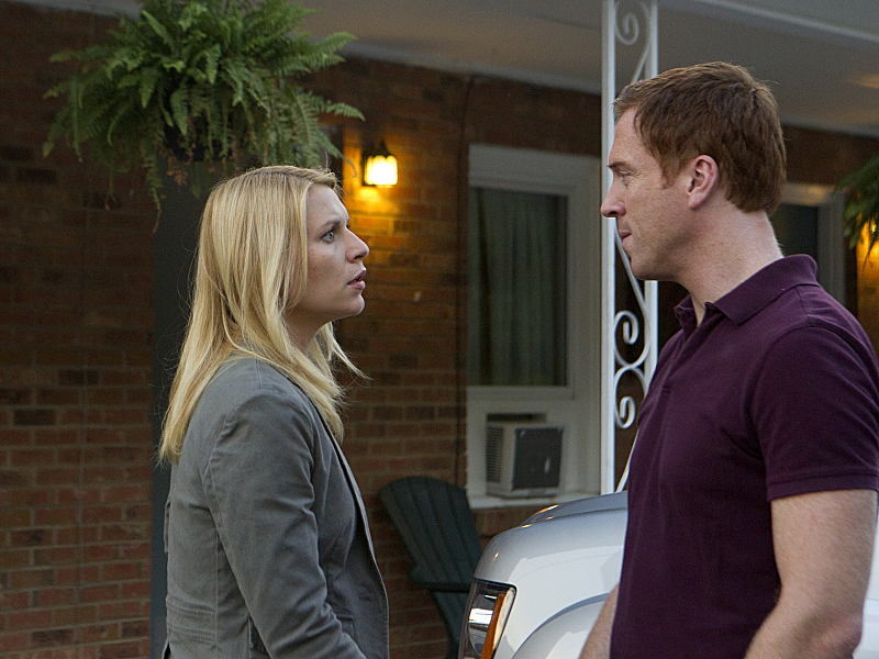 Still of Claire Danes and Damian Lewis in Tevyne (2011)