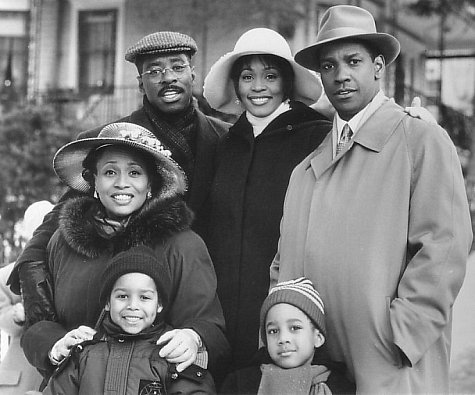 Denzel Washington, Whitney Houston, Courtney B. Vance, Justin Pierre Edmund and Jenifer Lewis in The Preacher's Wife (1996)