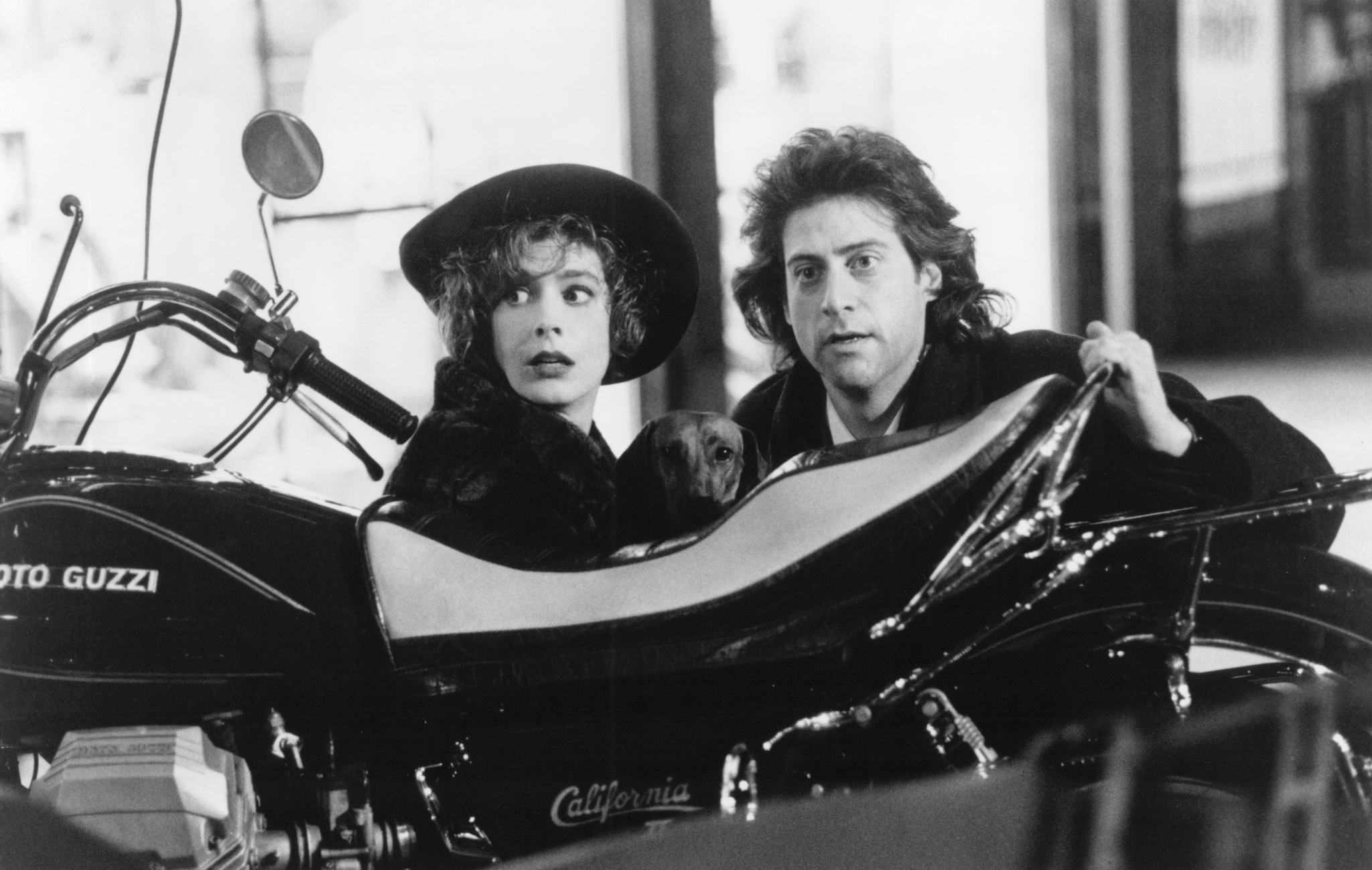 Still of Sean Young and Richard Lewis in Once Upon a Crime... (1992)