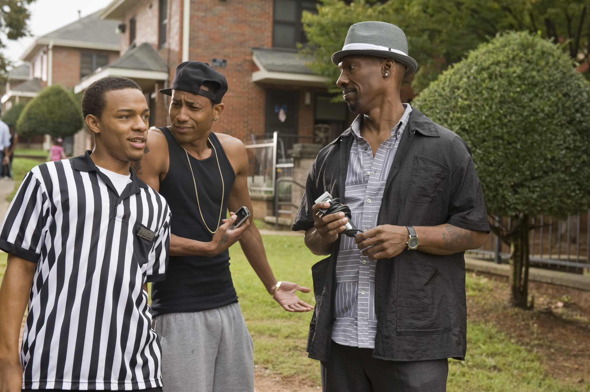 Still of Shad Moss, Charlie Murphy and Brandon T. Jackson in Lottery Ticket (2010)
