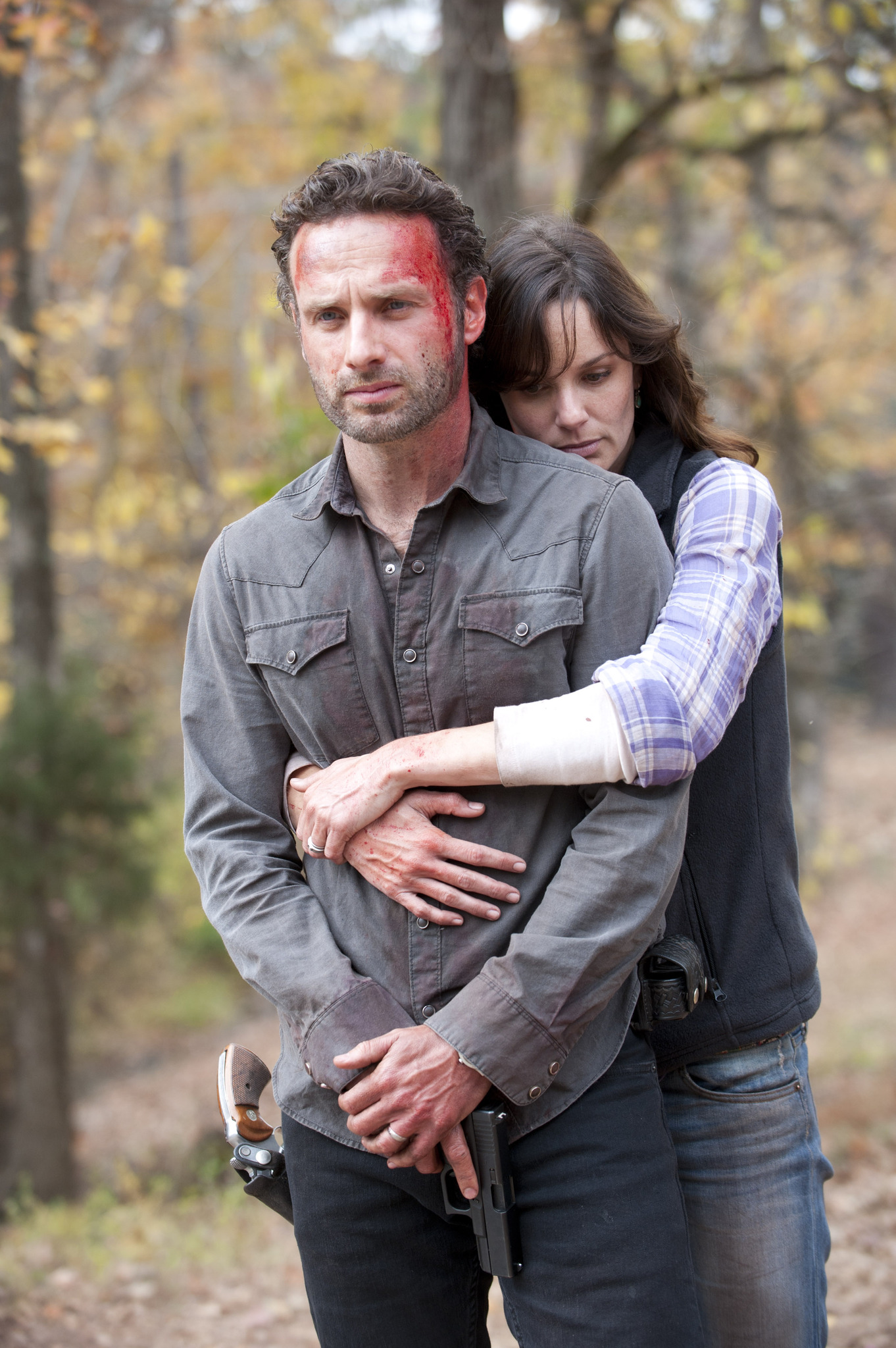 Still of Andrew Lincoln and Sarah Wayne Callies in Vaiksciojantys negyveliai (2010)