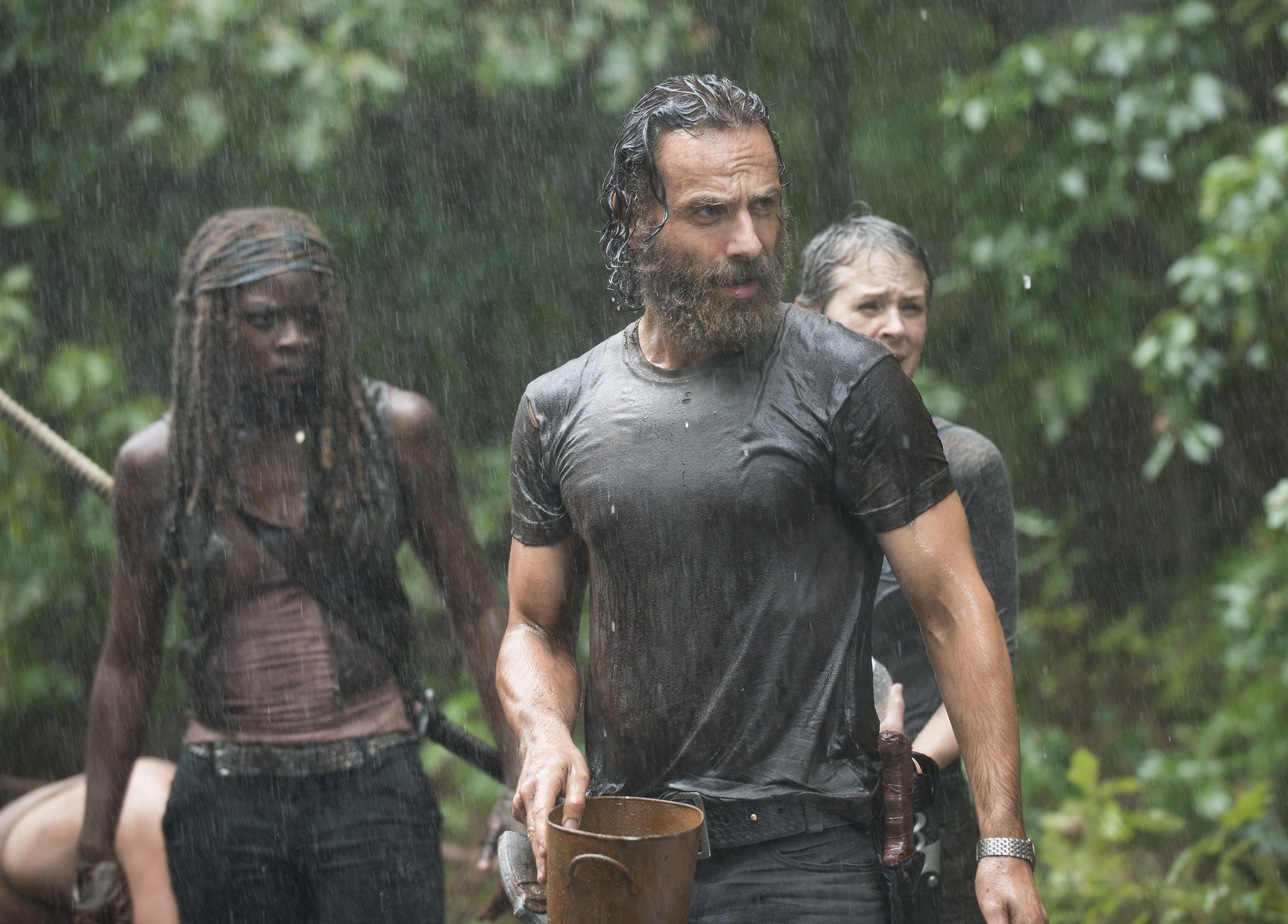 Still of Andrew Lincoln, Melissa McBride and Danai Gurira in Vaiksciojantys negyveliai (2010)