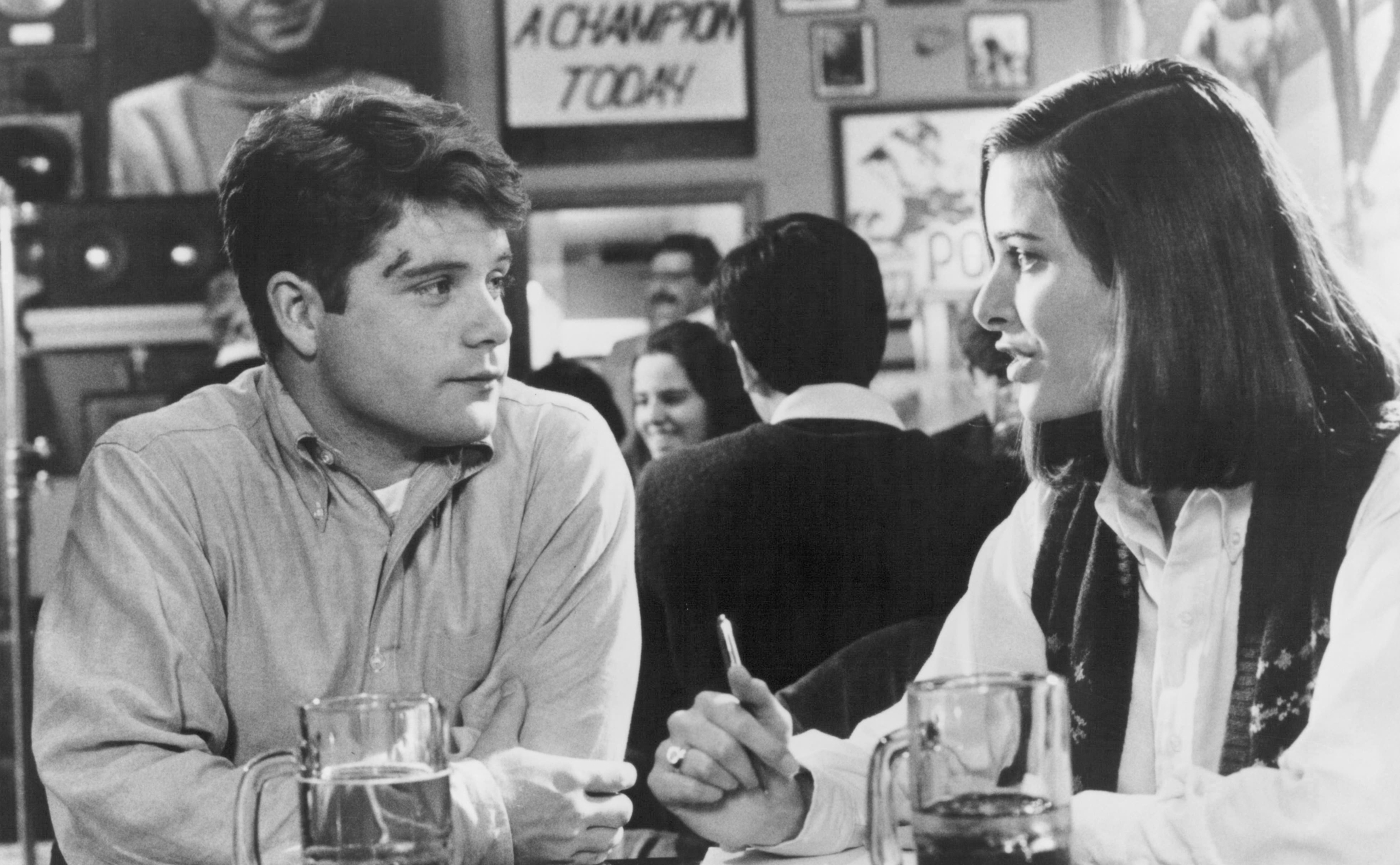 Still of Sean Astin and Greta Lind in Rudy (1993)