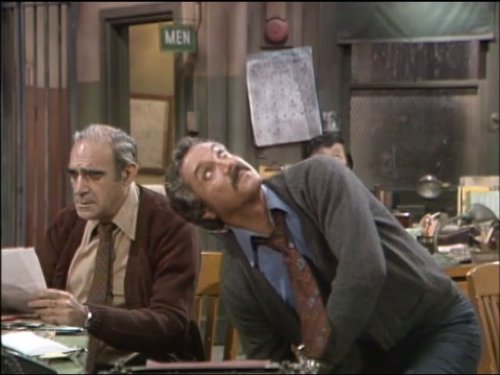 Still of Abe Vigoda and Hal Linden in Barney Miller (1974)