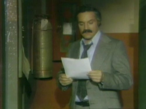 Still of Hal Linden in Barney Miller (1974)
