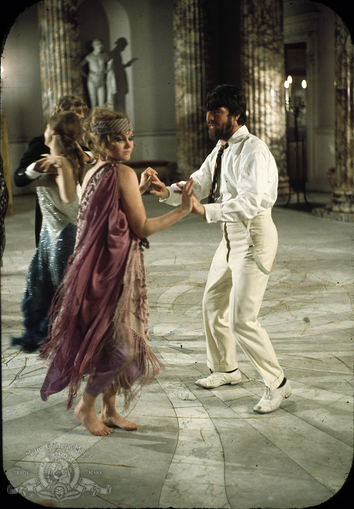 Still of Alan Bates and Jennie Linden in Women in Love (1969)