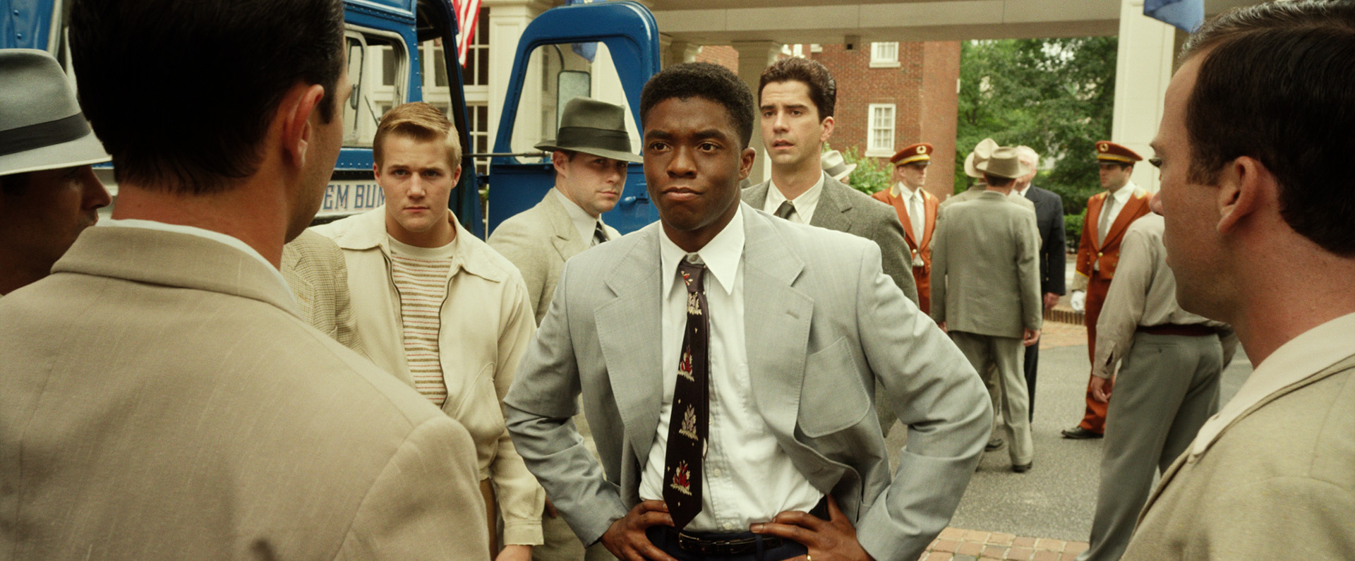 Still of Lucas Black, Hamish Linklater and Chadwick Boseman in 42 (2013)
