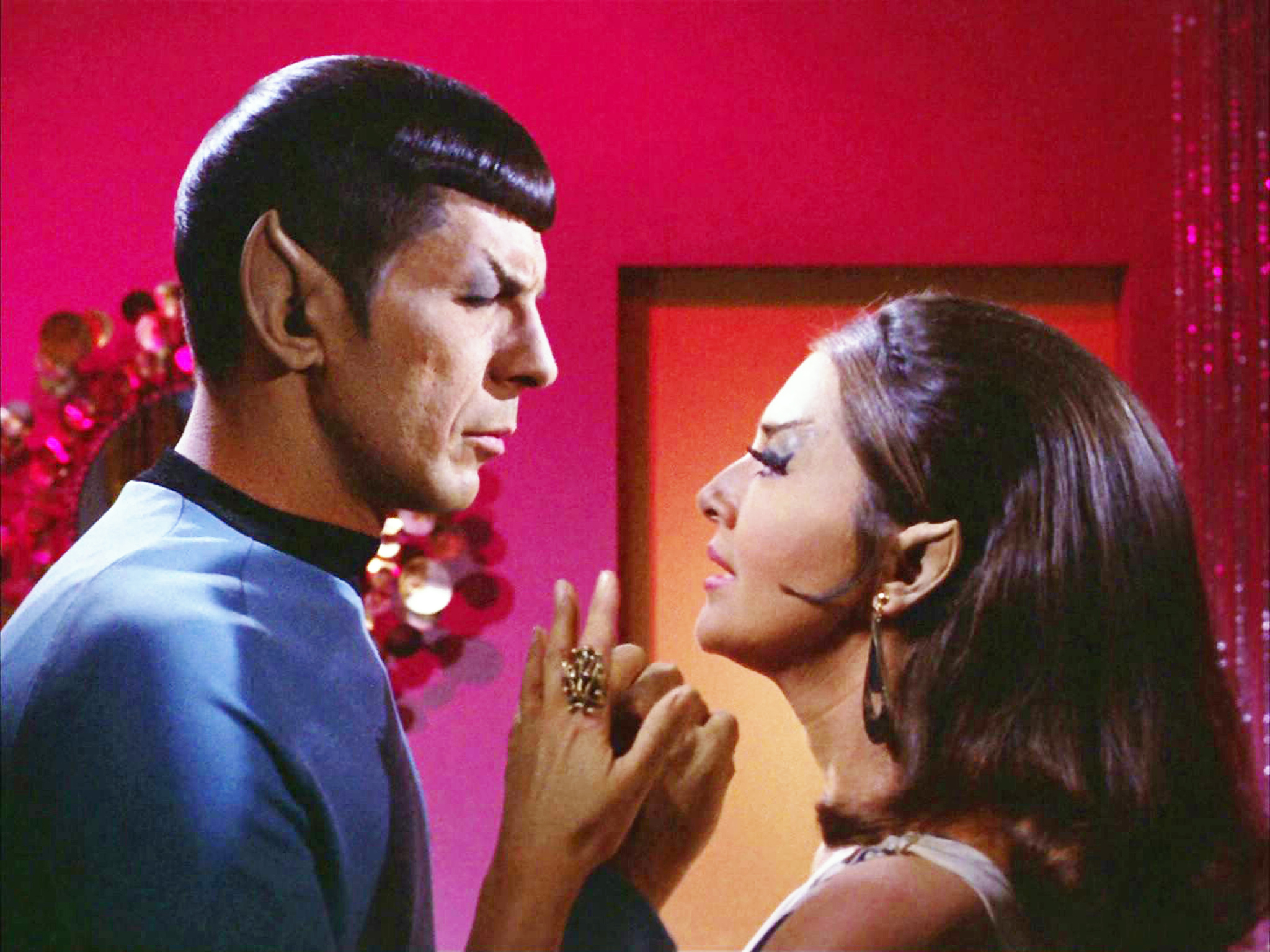 Still of Leonard Nimoy and Joanne Linville in Star Trek (1966)