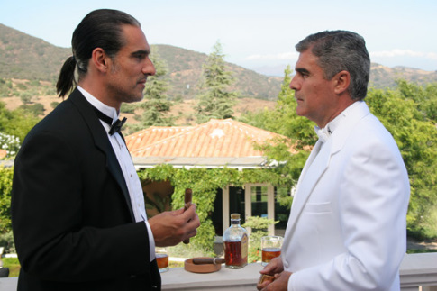 Still of Saúl Lisazo and Miguel Varoni in Ladrón que roba a ladrón (2007)