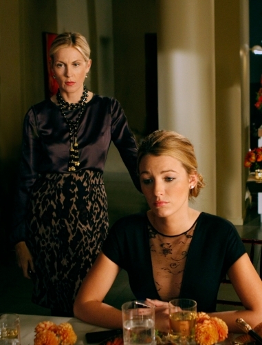Still of Kelly Rutherford and Blake Lively in Liezuvautoja (2007)