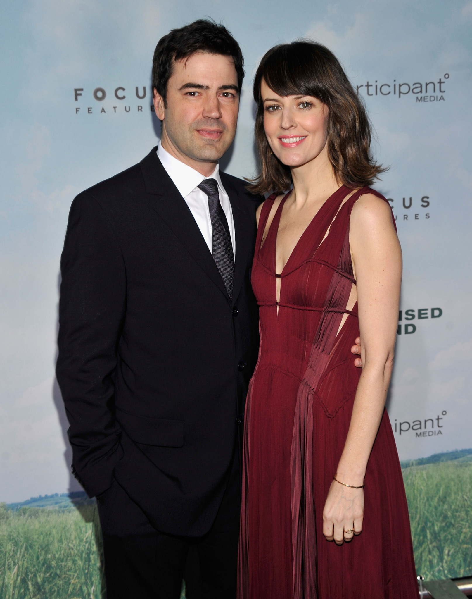 Ron Livingston and Rosemarie DeWitt at event of Promised Land (2012)