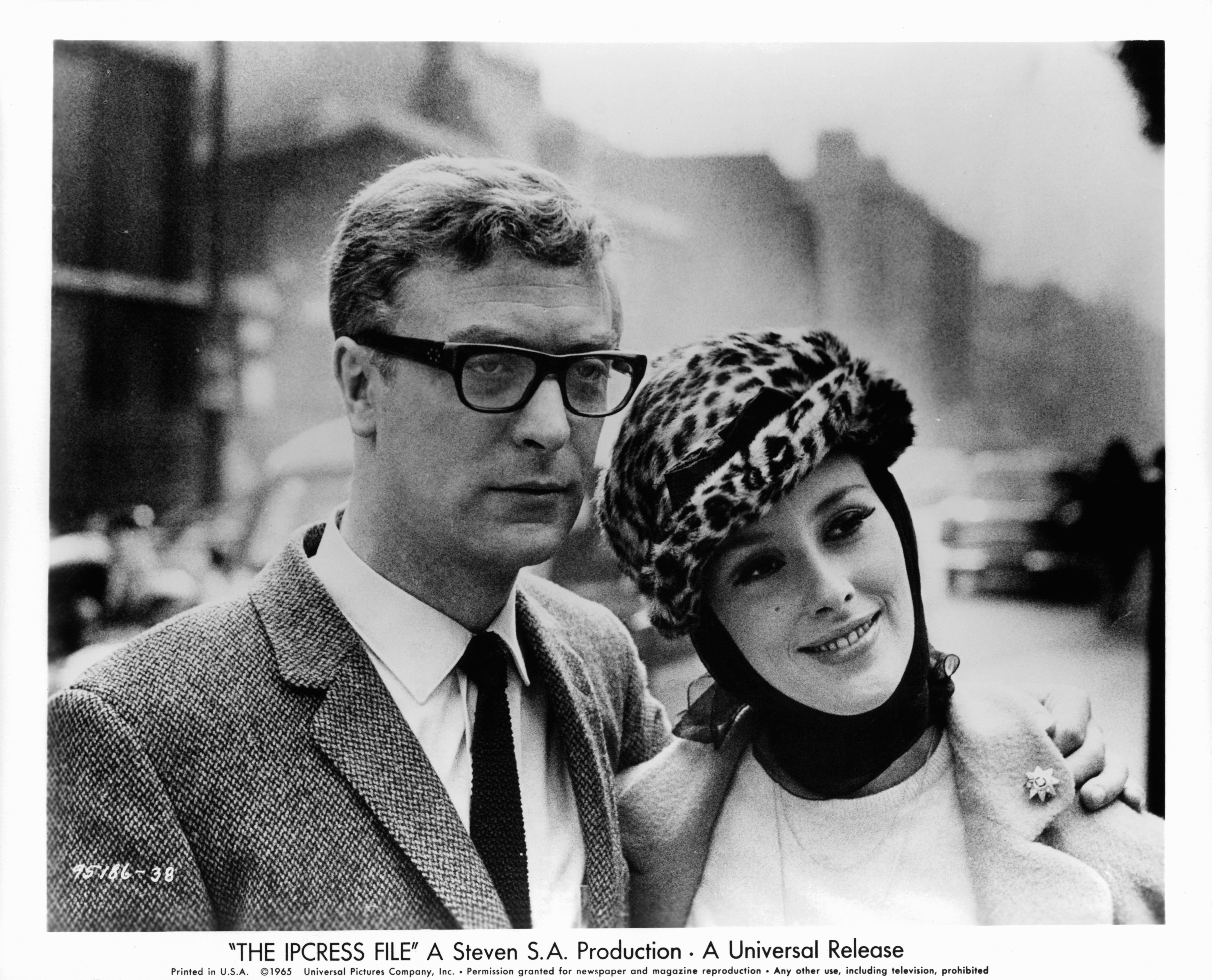 Still of Michael Caine and Sue Lloyd in The Ipcress File (1965)