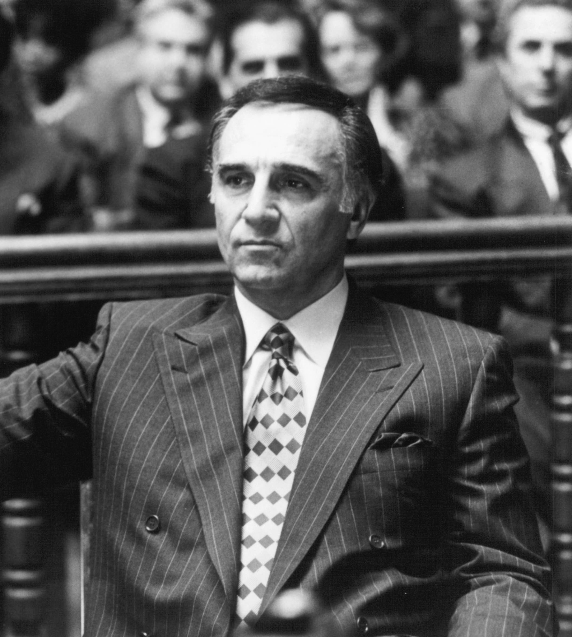 Still of Tony Lo Bianco in The Juror (1996)