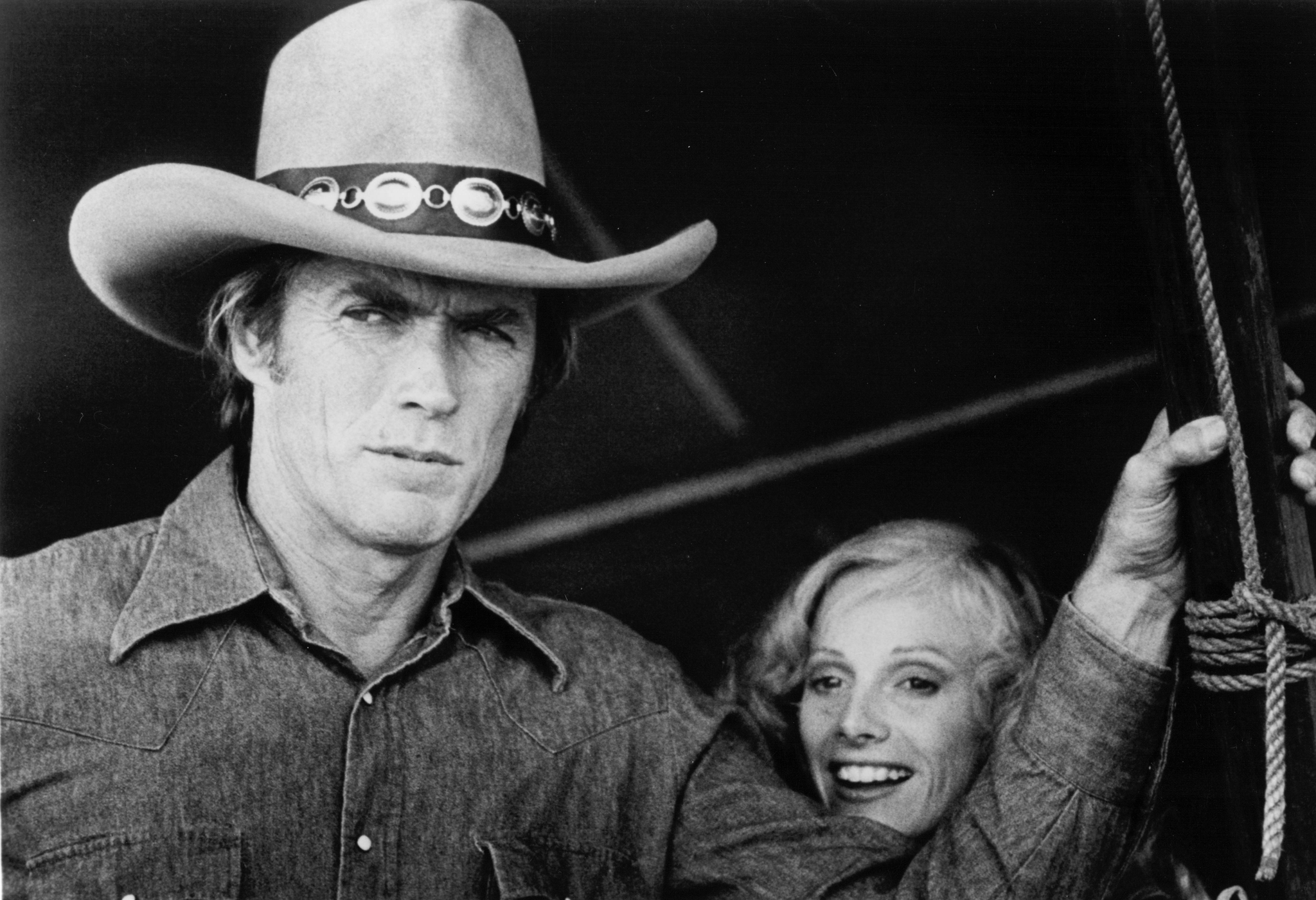 Still of Clint Eastwood and Sondra Locke in Bronco Billy (1980)