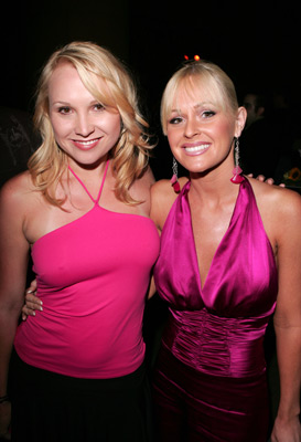 Katie Lohmann and Alana Curry at event of The Aristocrats (2005)