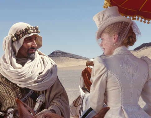 Still of Silas Carson and Louise Lombard in Hidalgo (2004)