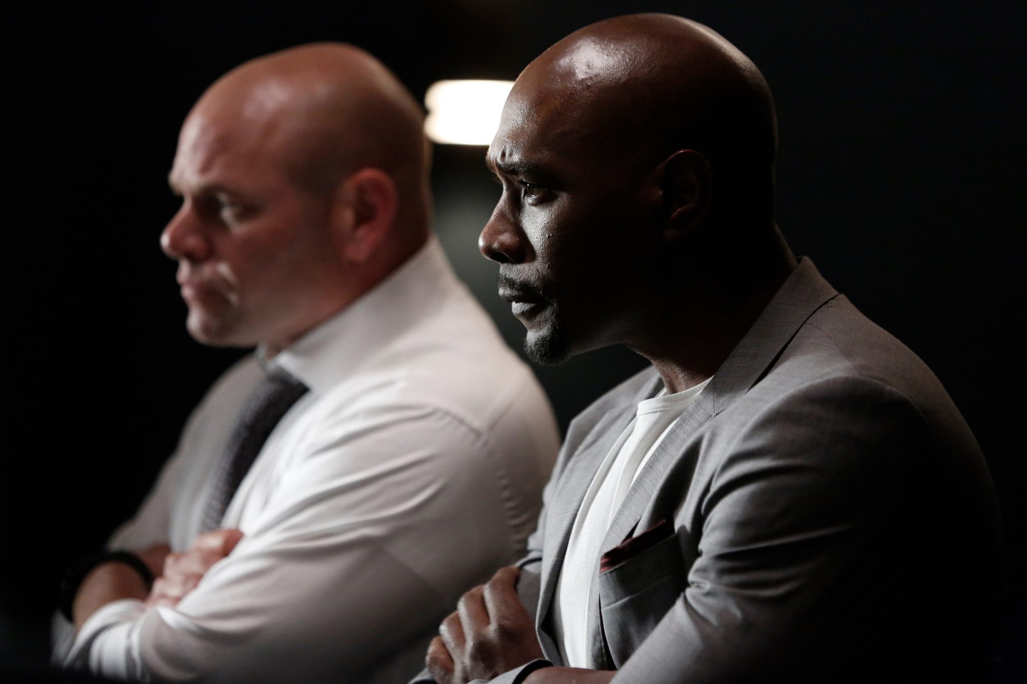 Still of Morris Chestnut and Domenick Lombardozzi in Rosewood (2015)