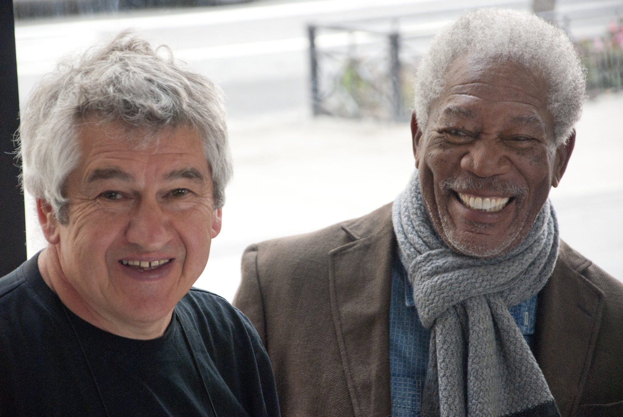 Still of Morgan Freeman and Richard Loncraine in Musu gyvenimas (2014)