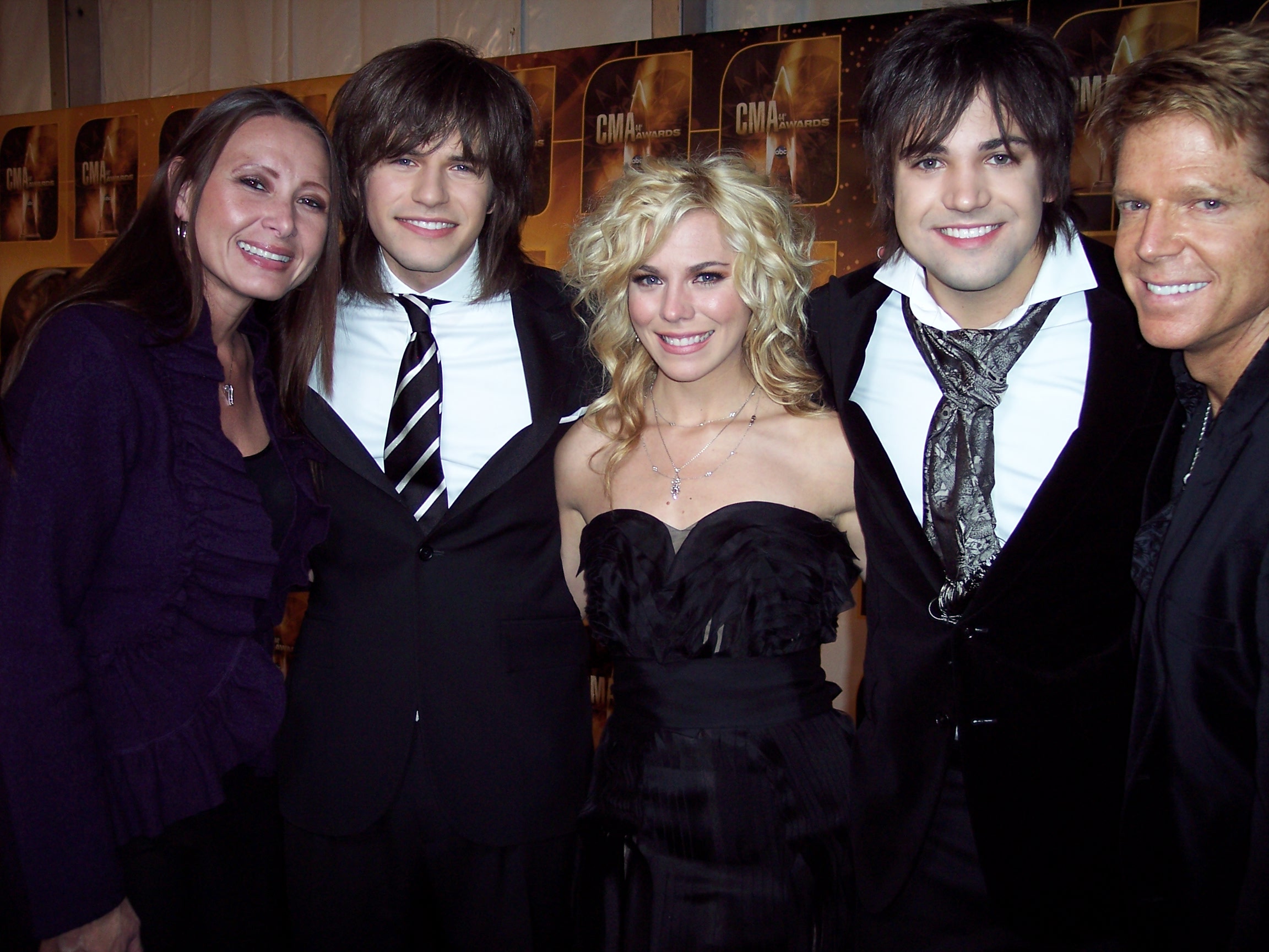 With The Band Perry on the CMA Black Carpet