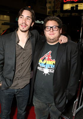 Justin Long and Jonah Hill at event of Walk Hard: The Dewey Cox Story (2007)