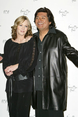 Jennie Garth and George Lopez