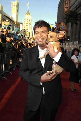 George Lopez at event of Cihuahua is Beverli Hilso (2008)