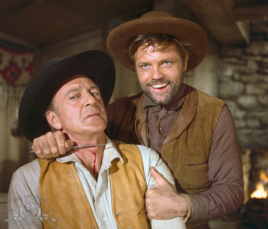 Still of Gary Cooper and Jack Lord in Man of the West (1958)