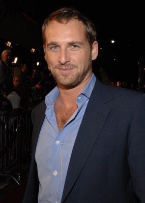 Josh Lucas at event of Babelis (2006)