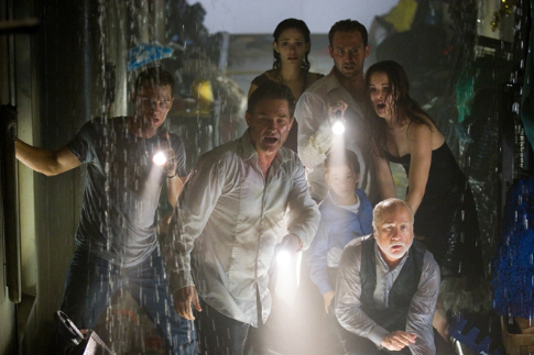 Still of Richard Dreyfuss, Kurt Russell, Emmy Rossum, Jacinda Barrett, Josh Lucas and Mike Vogel in Poseidon (2006)