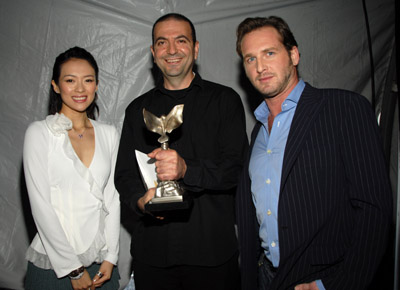 Josh Lucas and Ziyi Zhang