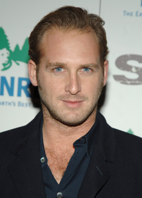 Josh Lucas at event of Syriana (2005)