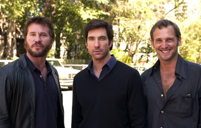 Val Kilmer, Dylan McDermott and Josh Lucas at event of Wonderland (2003)