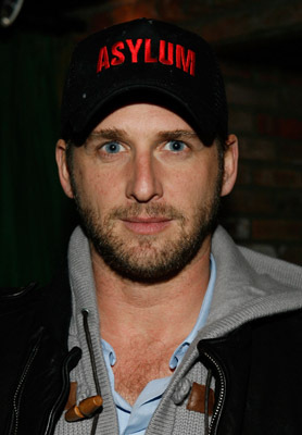 Josh Lucas at event of How to Make It in America (2010)