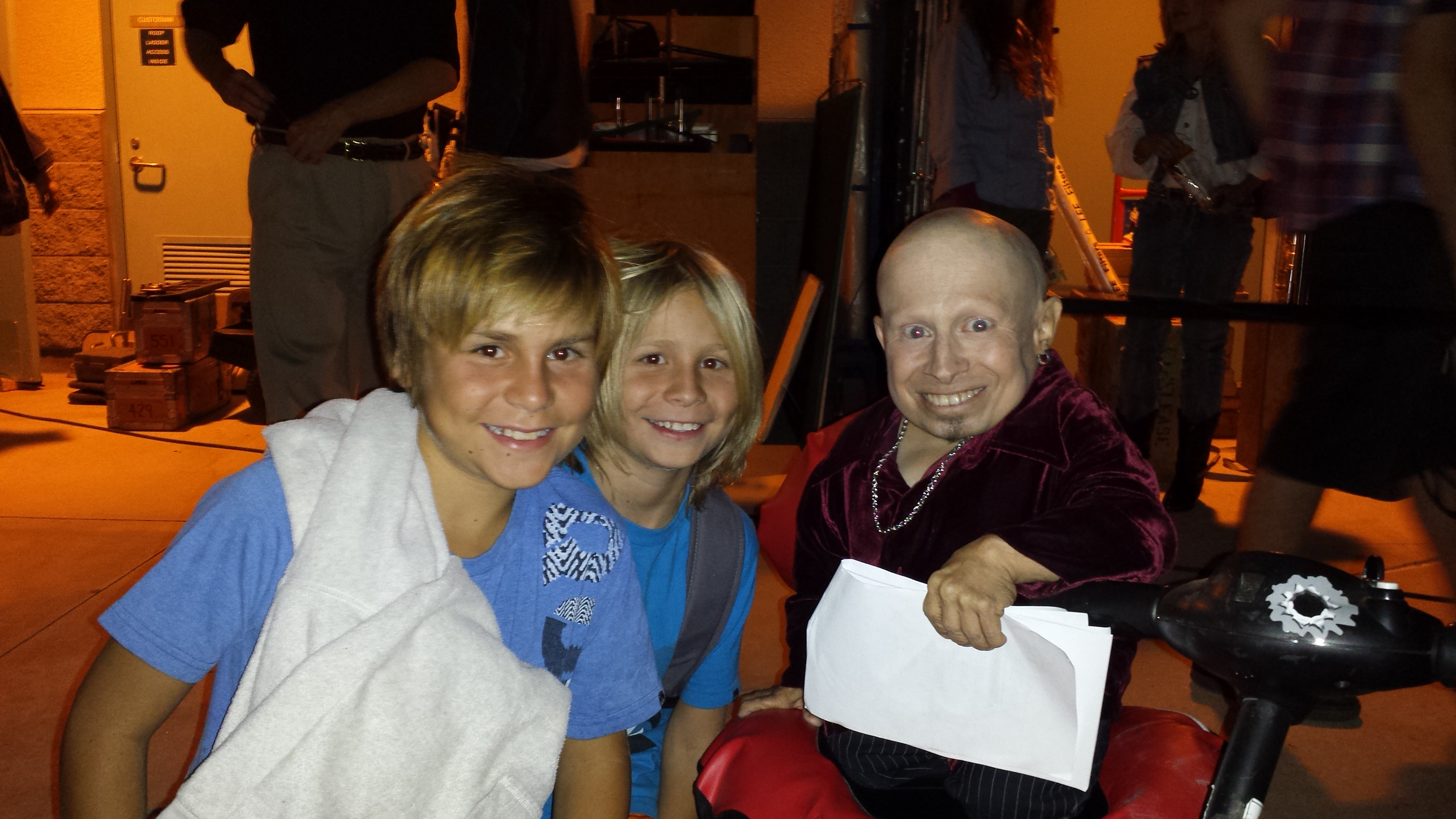 On set of The 420 Movie: Mary and Jane with Sterling and Orion Howard and Verne Troyer