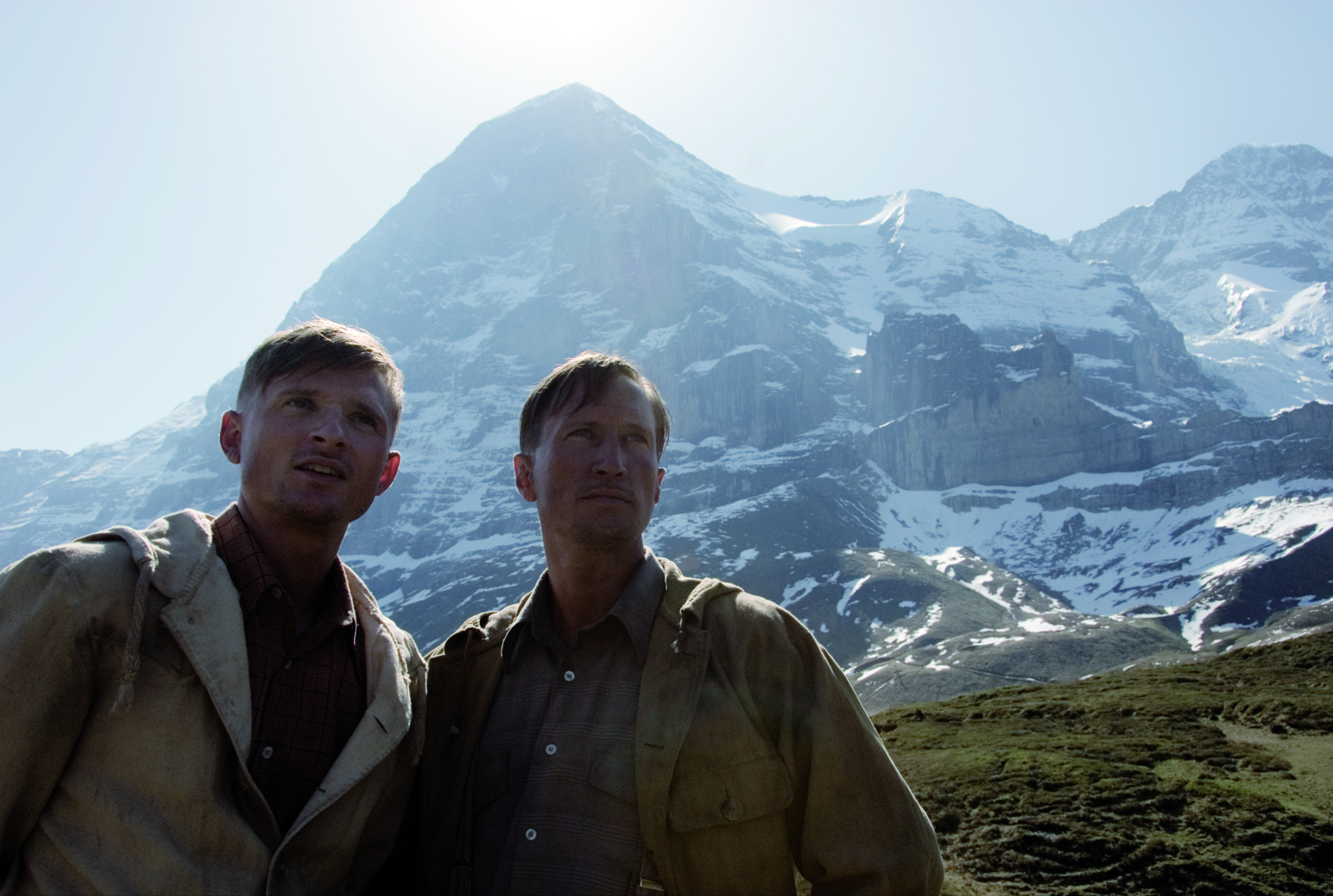 Still of Florian Lukas and Johanna Wokalek in Nordwand (2008)