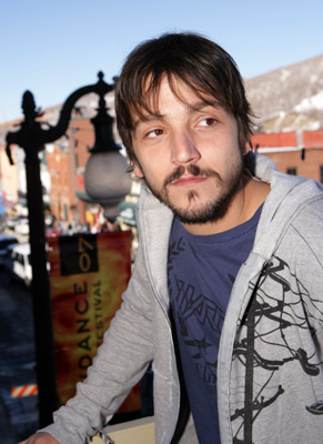 Diego Luna at event of El búfalo de la noche (2007)