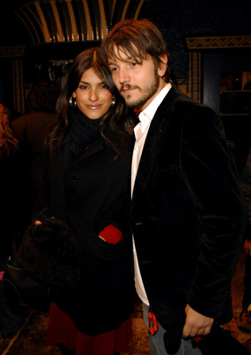 Diego Luna and Liz Gallardo at event of El búfalo de la noche (2007)