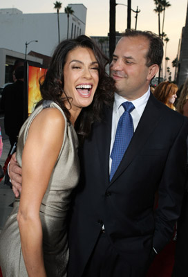 Teri Hatcher and Rod Lurie at event of Resurrecting the Champ (2007)