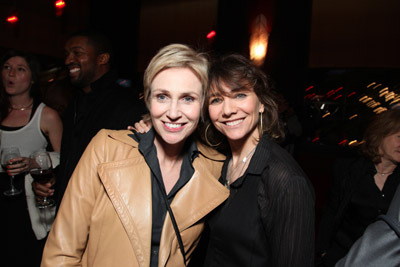 Ilene Chaiken and Jane Lynch at event of The L Word (2004)