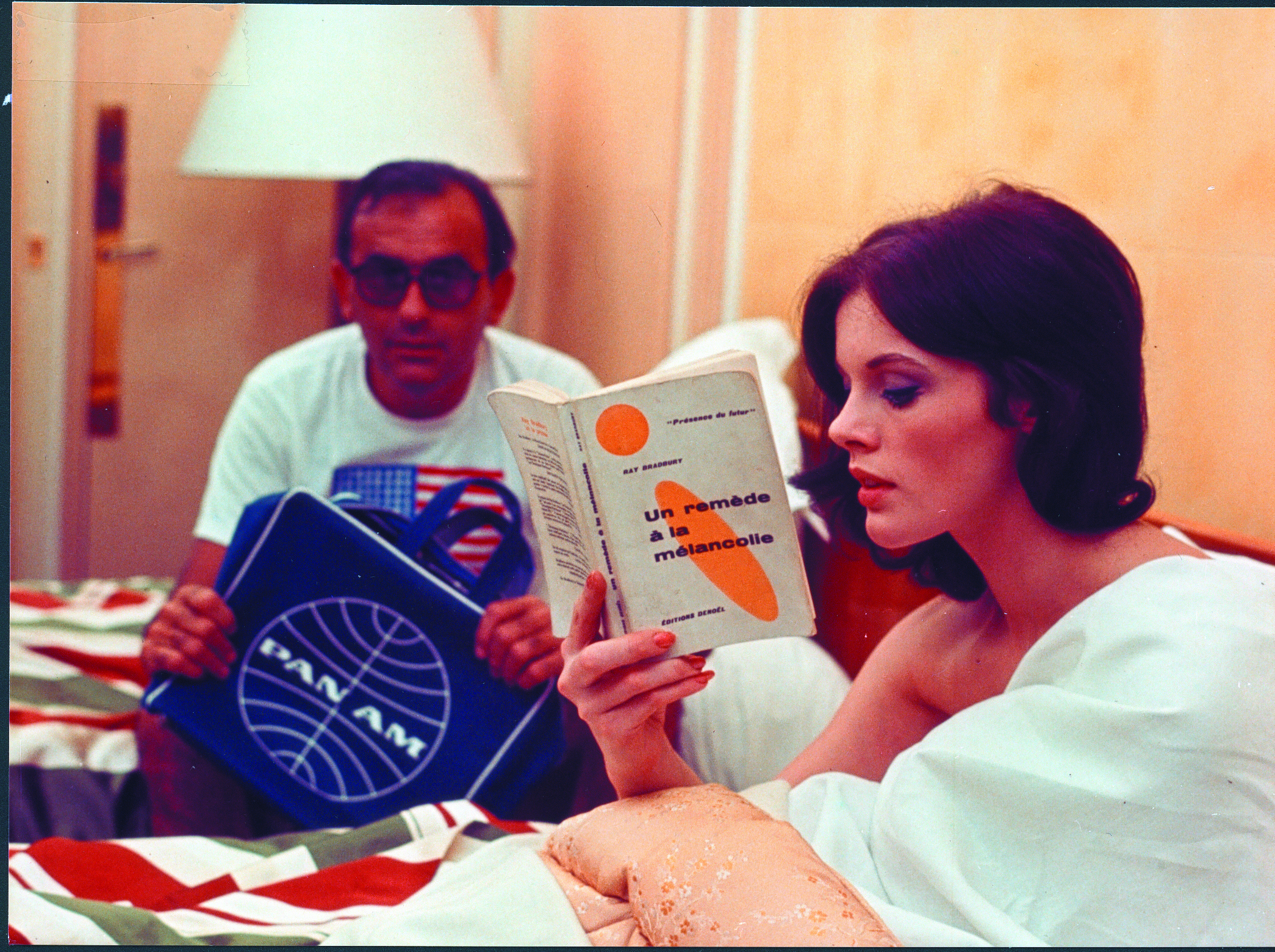 Still of Anny Duperey and Raoul Lévy in 2 ou 3 choses que je sais d'elle (1967)