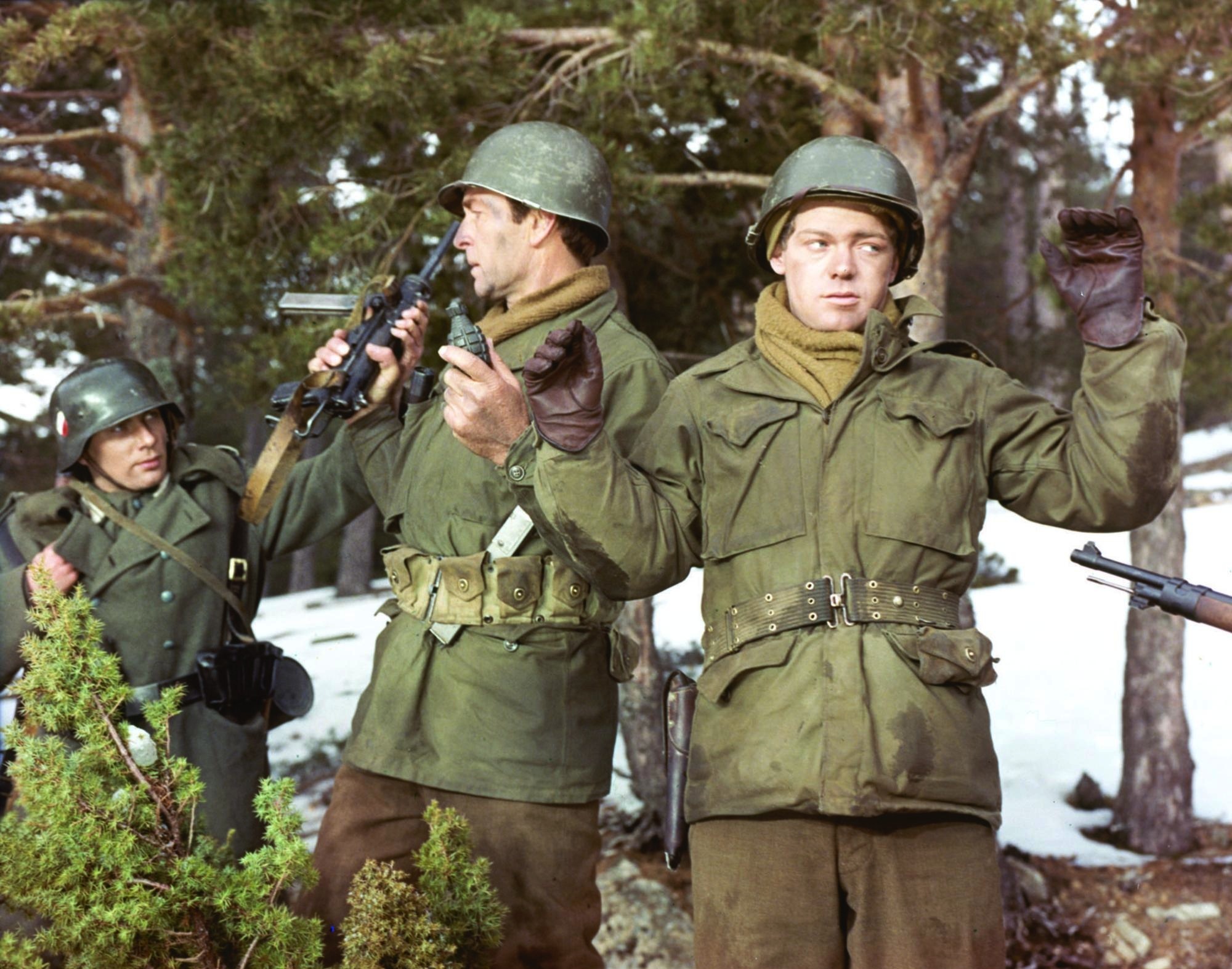 Still of James MacArthur in Battle of the Bulge (1965)